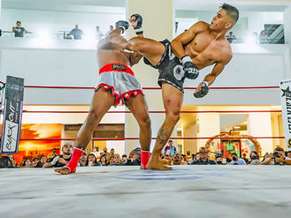 “CHEKO” LO PUSO EN MALAS CONDICIONES, PERO LO DESTROZÓ EN EL TERCER ROUND