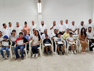 RECONOCE EL SINDICATO DE CHOFERES A HIJOS DE TAXISTAS POR EXCELENCIA EDUCATIVA