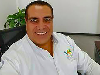 LA VISIÓN DE ARTURO DÁVALOS