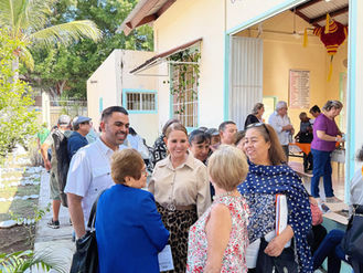 Ra Aguilar escucha a la voz de la experiencia en la Casa del Jubilado