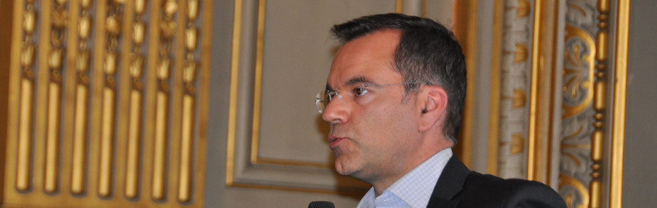Pierre-Eric BETHOUX IA4Business v3.jpg