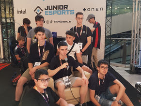 Tercer puesto en el campeonato nacional de videojuegos.