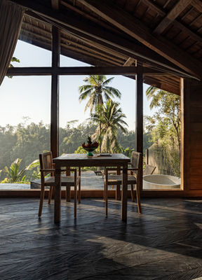 bumi-kabins-ubud-secluded-villa-valley-view