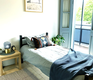 Room 2.jpg