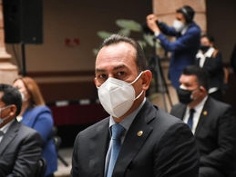 Toño Soto logra que reconstrucción mamaria sea gratuita en Michoacán