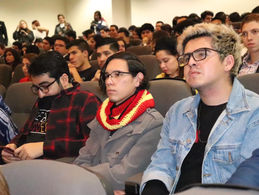 PRESENTAN CAMPAÑA "NO ES AMOR, ES VIOLENCIA", A PARTICIPANTES DE DEBATE UNIVERSITARIO