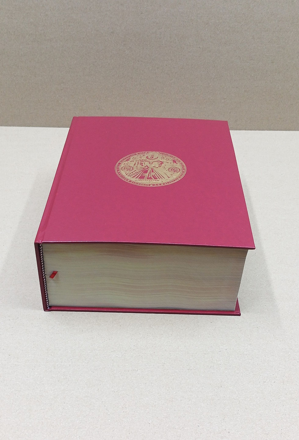 Thumbnail: 1568 The Bishop's Bible Facsimile Faithful Burgundy Leatherbound Reproduction