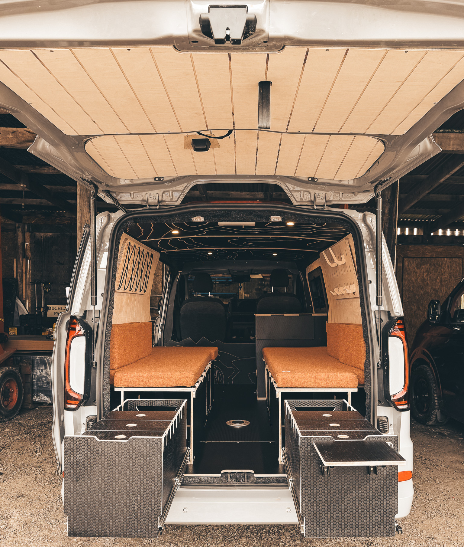 VW TRANSPORTER T7 LWB | Example 2