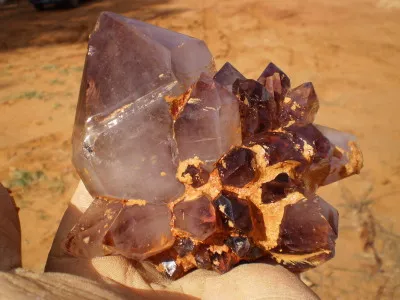 The Crystal Collector How To Clean Your Crystals This Crystal Still Needs More Pre Cleaning Before It S Ready To Soak In Super Iron Out