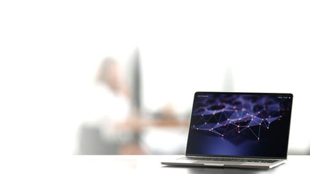 近日公開予定４