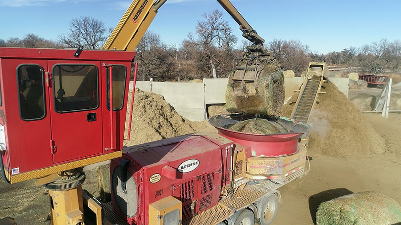 Custom hay grinding.