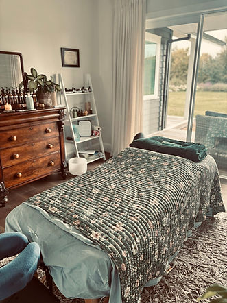 Holistic massage, pregnancy massage, massage and reiki healing, massage for women hastings and havelock north
