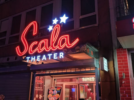 Fründe op jöck zum Scala-Theater