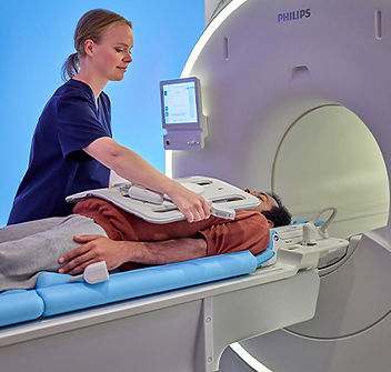 wellbeing-aerztehaus-bonn-praxisnetz-radiologie-MRT-nuklearmedizin-roentgen-suedstadt-PhilipsMR5300