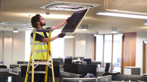 ¿Por qué iniciar tu camino empresarial desde la universidad cambia tu futuro?