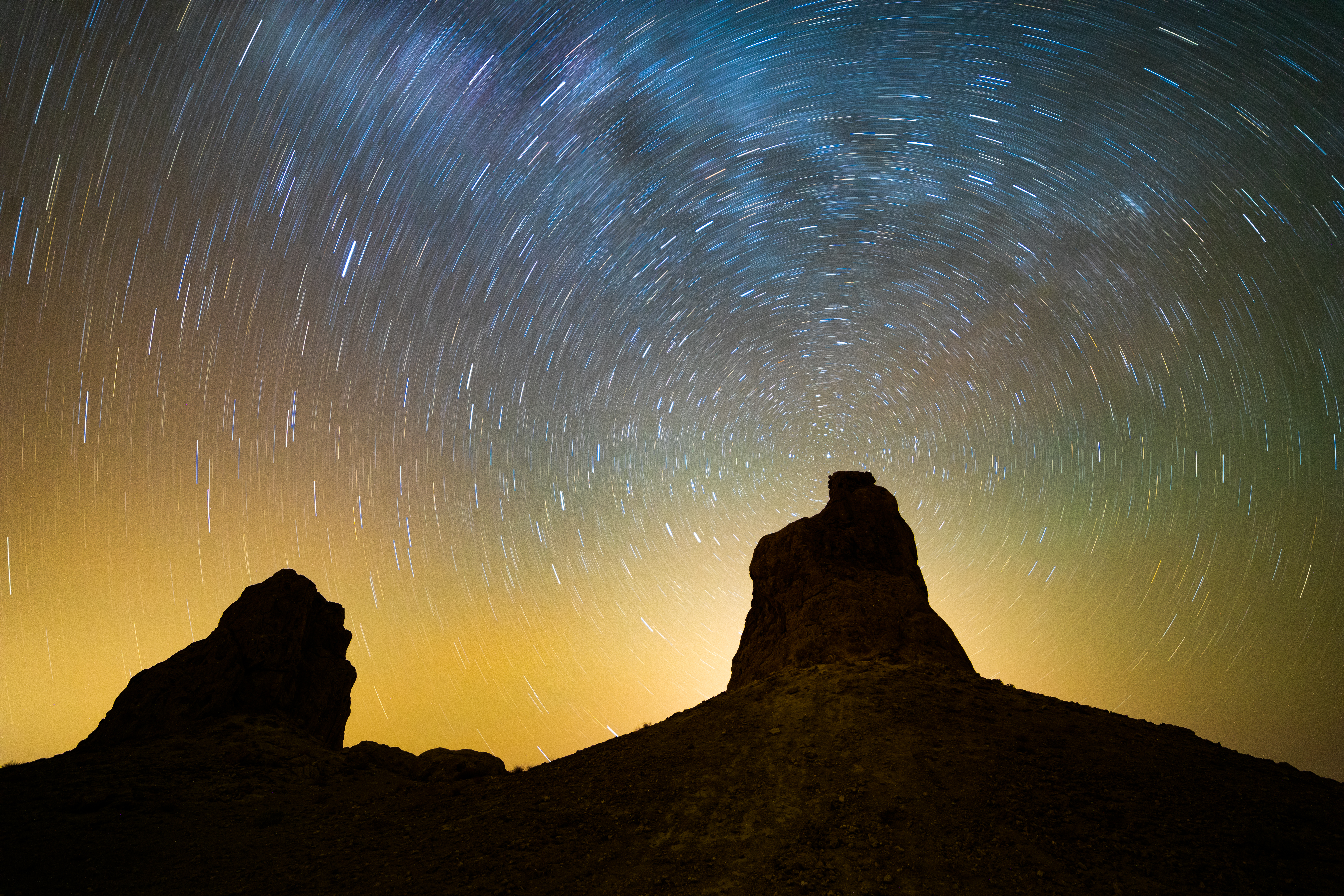 Startrail, Trona Pinnicles