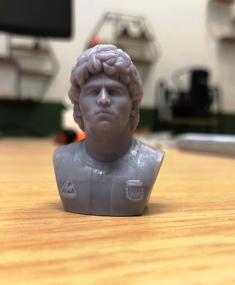 Thumbnail: Maradona προτομή