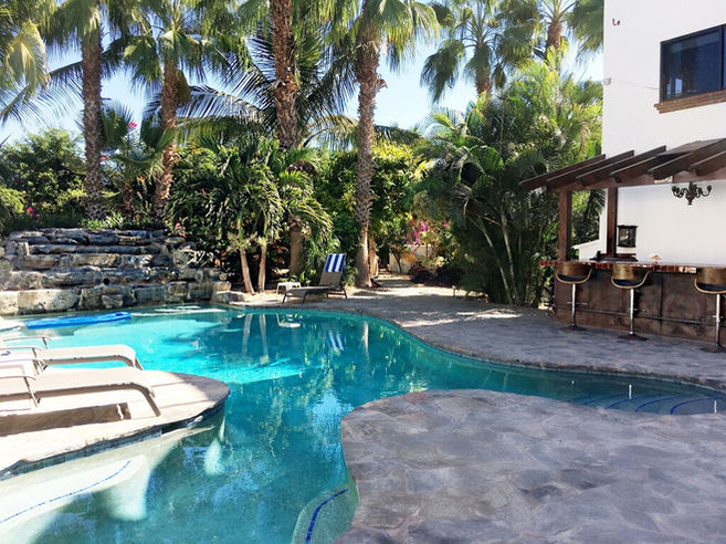 Escape to the hidden gem of Casa Cascada in El Pescadero for a secluded and relaxing vacation with stunning ocean views, private casitas, and access to nearby attractions. Book your stay now and experience the tranquility of this tropical oasis.