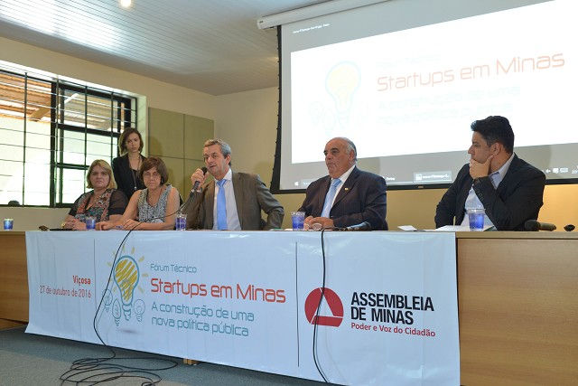 Evento é iniciativa da ALMG em parceria com instituições do poder público e da sociedade civil - Foto: Clarissa Barçante
