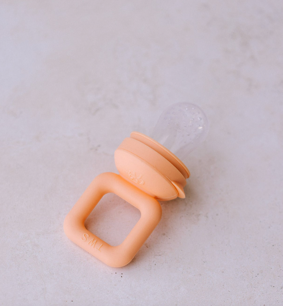 Thumbnail: Silicone Teether Feeder