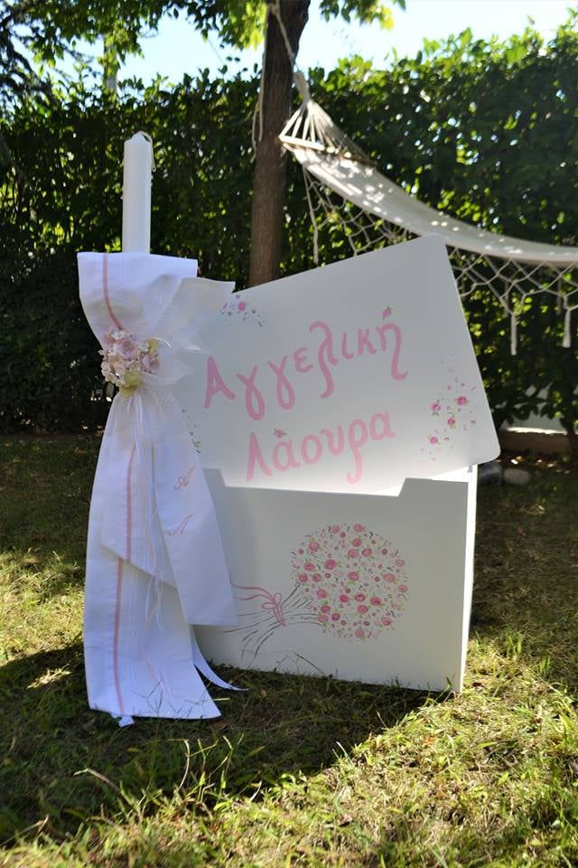 Μικρογραφία: Λαμπάδα βάπτισης με χειροποίητα λουλούδια