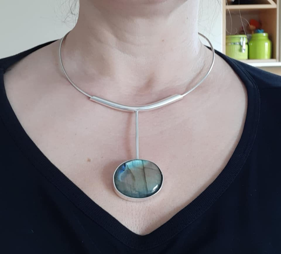 handgjorda silversmycken halsband Uppsala ENNY E.N.N.Y. ennysundell