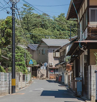 tải xuống (3)_edited.jpg