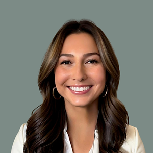 Sanela Website Pic (3).png