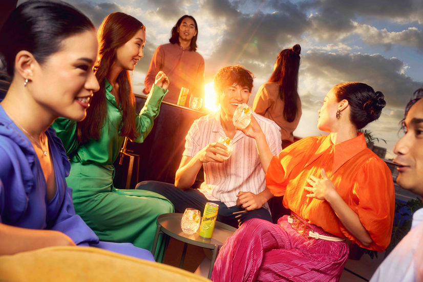TVS_SCHWEPPES_BORN_SOCIAL_SUNSET_BEATS_BOXSET_PASIAN_11508_3 copy
