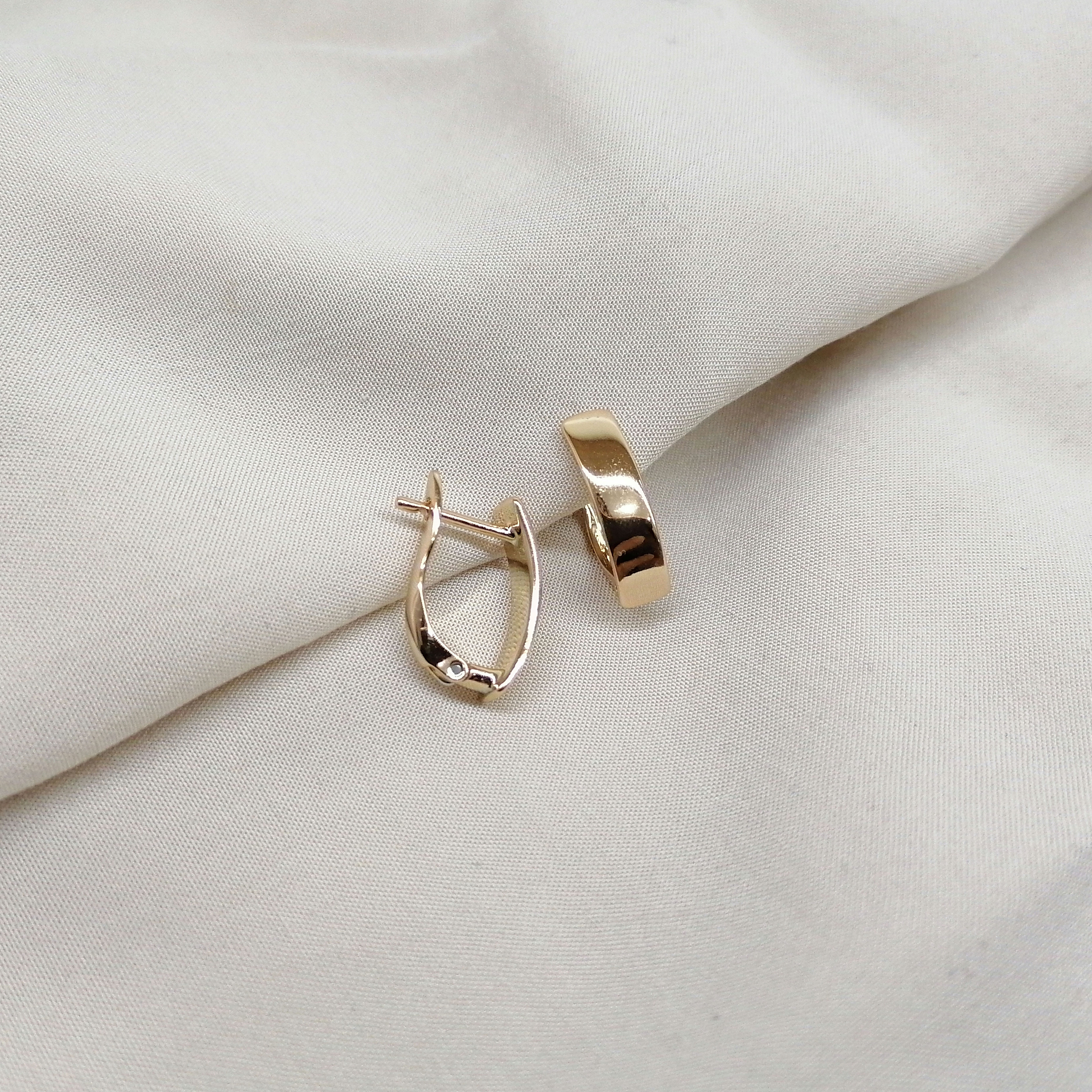 მოვარდისფრო საყურეები ✨