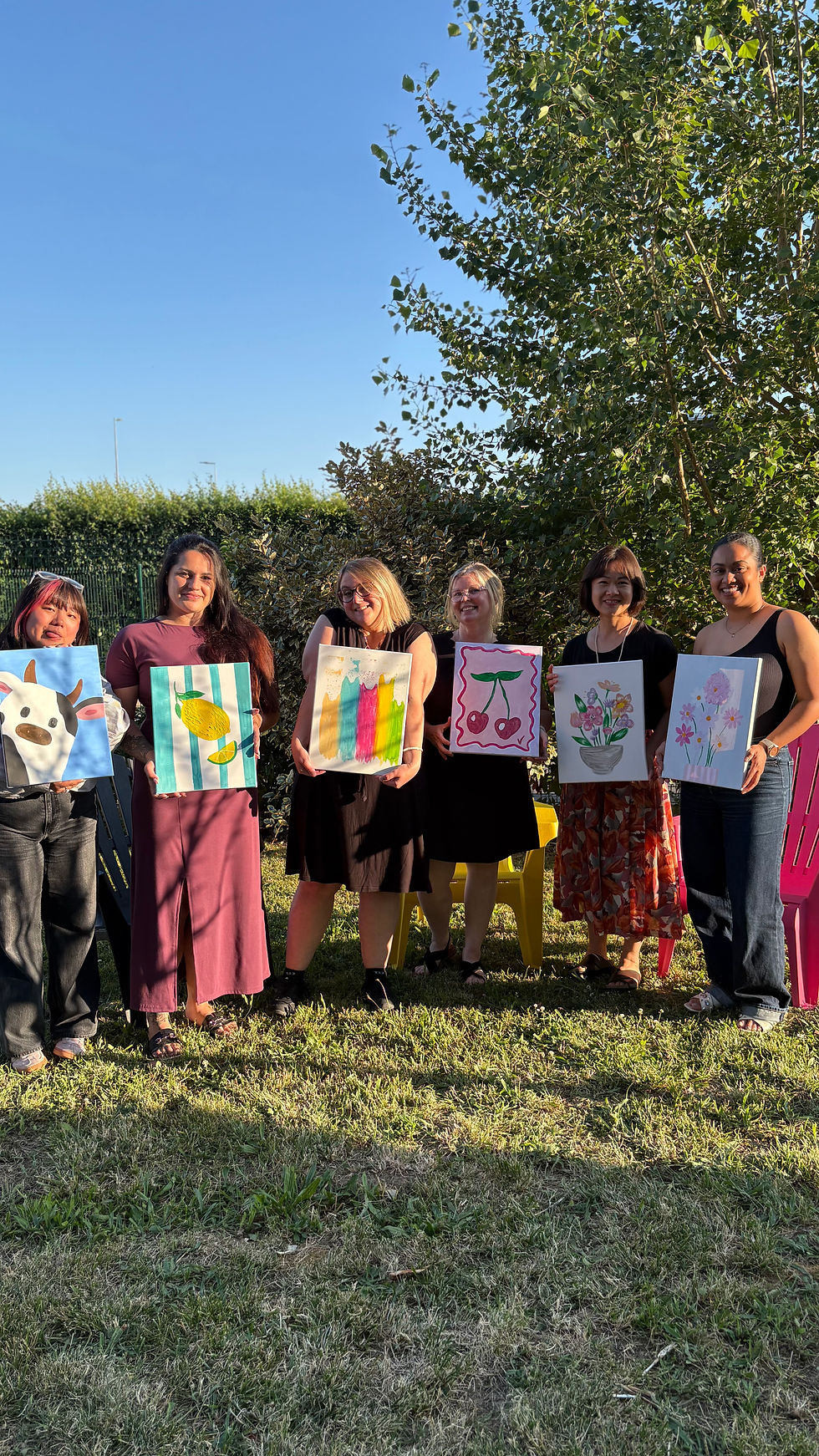 Atelier peinture entre filles à Thorigny-sur-Marne
