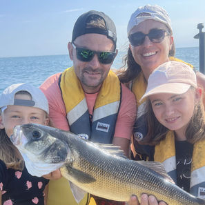 74 - CAPTAIN GUILLAUME - PECHE EN MER ILE DE RE - PECHE EN MER LA ROCHELLE - GUIDE DE PECH