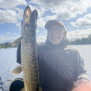 SEJOUR PECHE DU BROCHET EN IRLANDE AVEC CAPTAIN GUILLAUME - PECHE BROCHET IRLANDE - VOYAGE PECHE IRLANDE - PECHE DU BROCHET EN IRLANDE