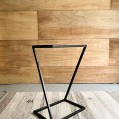 mesa fierro lacado verse proyectos luz garrido puerto varas chile diseño