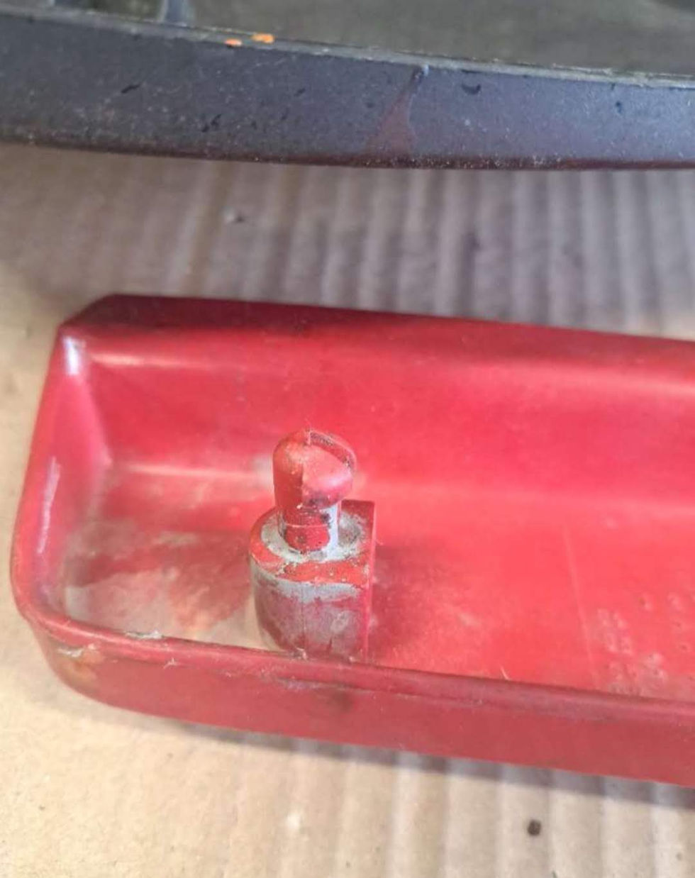 Thumbnail: Derbi Senda R rear right side cover