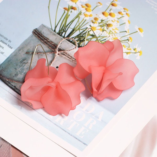 Thumbnail: Spring Cut Earrings