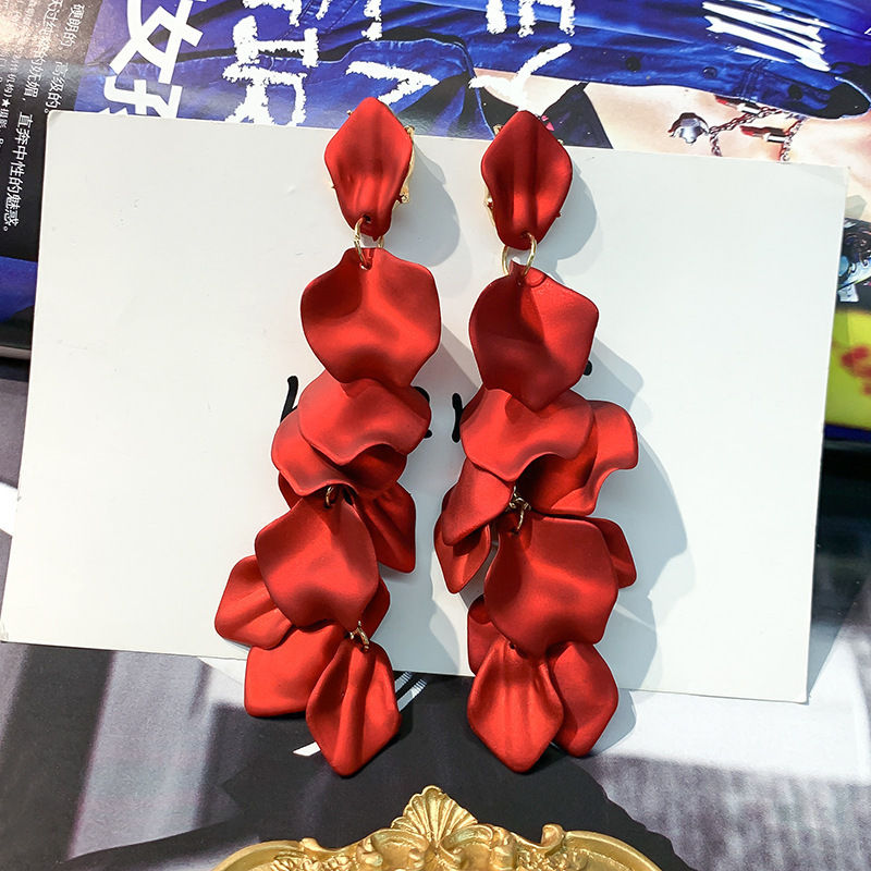 Thumbnail: Royal Long Hanging Petal Earrings