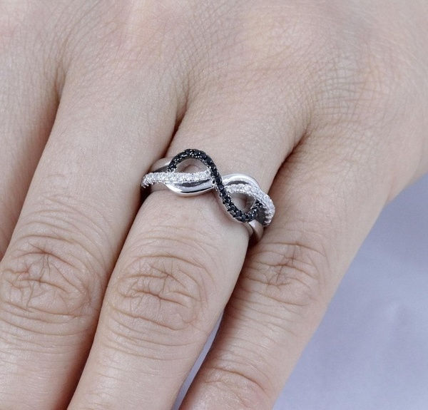 Thumbnail: Eternity Ring