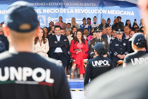 6 MIL PARTICIPANTES LLENARON DE COLOR Y ALEGRÍA EL DESFILE DE LA REVOLUCIÓN MEXICANA ENCABEZADO POR TERE JIMÉNEZ
