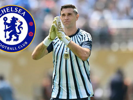 ¿DE REGRESO A LONDRES? DIBU MARTÍNEZ ESTARÍA EN LA MIRA DEL CHELSEA