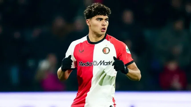 ¿LLEGA A CHIVAS? STEPHANO CARRILLO, LA JOYA QUE LA LIGA MX QUIERE REPATRIAR