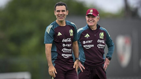 AGUIRRE VE A RAFA MÁRQUEZ COMO SU SUCESOR NATURAL Y DESCARTA RUMORES SOBRE SU FUTURO