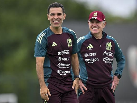AGUIRRE VE A RAFA MÁRQUEZ COMO SU SUCESOR NATURAL Y DESCARTA RUMORES SOBRE SU FUTURO