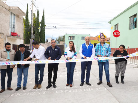 TERE JIMÉNEZ ENTREGA NUEVAS CALLES DE CONCRETO HIDRÁULICO A FAMILIAS DE NORIAS DE PASO HONDO
