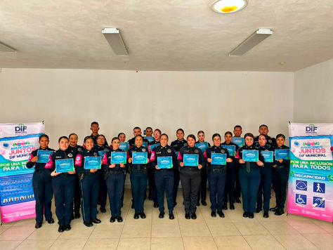 POLICÍA ROSA FORTALECE LA ATENCIÓN INCLUYENTE CON CAPACITACIÓN EN LENGUA DE SEÑAS MEXICANA