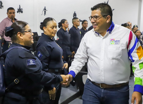 VISITA CÉSAR MEDINA A PRÓXIMOS POLICÍAS DE JESÚS MARÍA