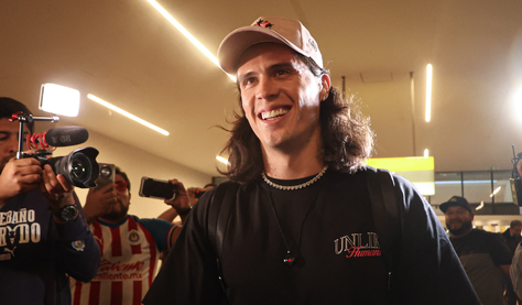 DIEGO CAMPILLO LLEGA A GUADALAJARA PARA FIRMAR CON CHIVAS