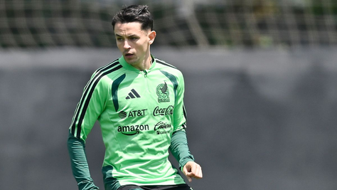 ÁLVARO FIDALGO SE UNE A CONCENTRACIÓN DE LA SELECCIÓN MEXICANA RUMBO AL MUNDIAL 2026