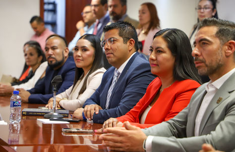 SOSTIENE EL PRESIDENTE MUNICIPAL DE JESÚS MARÍA, REUNIÓN DE TRABAJO CON LEGISLADORES.