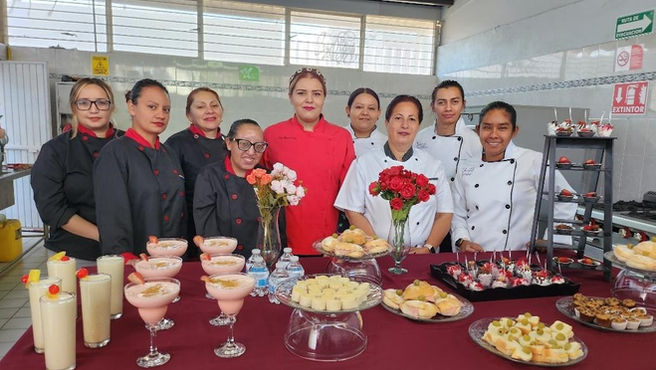 MONY CONVIRTIÓ SU PASIÓN POR LA REPOSTERÍA EN UNA OPORTUNIDAD PARA MEJORAR SU CALIDAD DE VIDA
